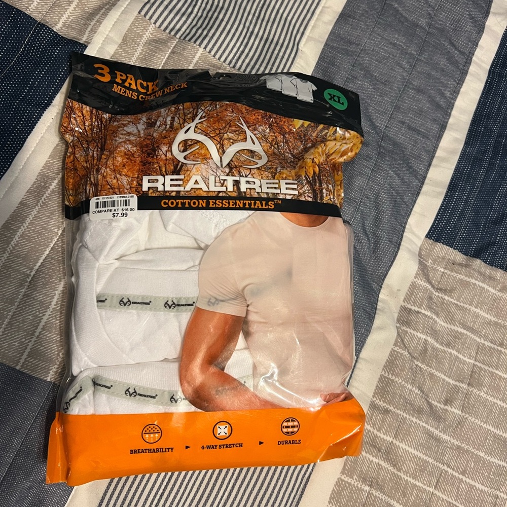 Men’s 3pk Crew Neck Tee Shirts size XL
